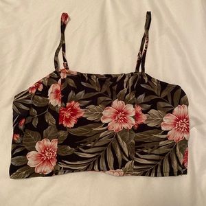 American Eagle Floral Crop Top. Size: XS.